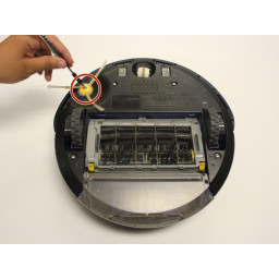 Замена вторичной щетки серии iRobot Roomba 595 Pet